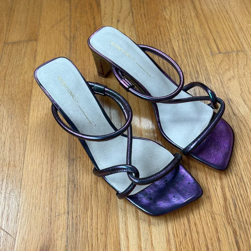 Intentionally Blank Purple Holographic Open Toe Willow Sandal Heels - Picture 7 of 7
